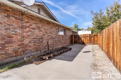 613 Ivy Street, Carson City, NV 89703 - Photo 23