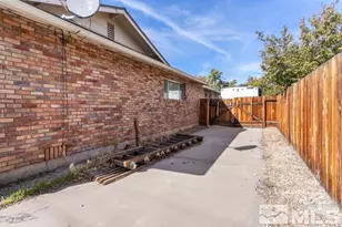 613 Ivy St, Carson City, NV 89703 - Photo 23