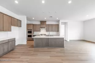 7511 Hoback Dr, Sparks, NV 89436 - Photo 9