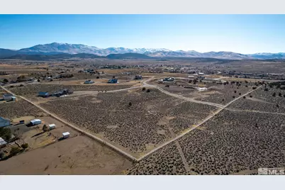 1421 Hunters Point, Gardnerville, NV 89410 - Photo 15