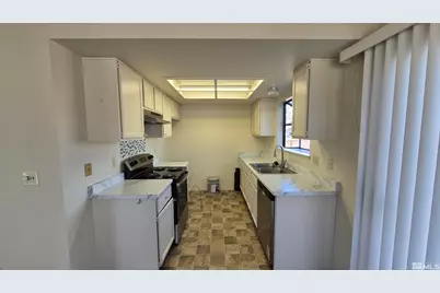 784 Hornet Drive, Gardnerville, NV 89460 - Photo 5