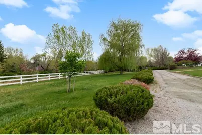 1880 Meadowview Lane, Reno, NV 89509 - Photo 33