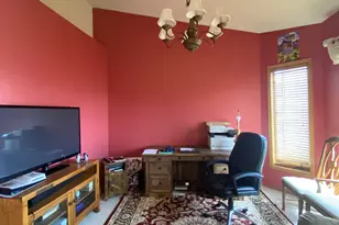 686 Castle Way, Winnemucca, NV 89445 - Photo 3