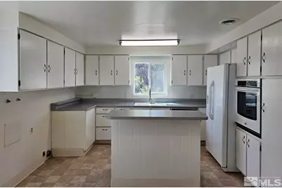 311 S Main Street, Yerington, NV 89447 - Photo 9