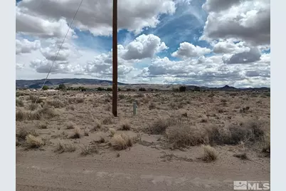 2095 E 10th Street, Silver Springs, NV 89429 - Photo 1