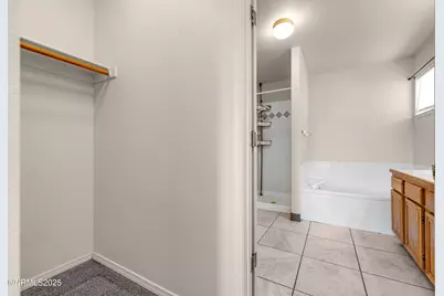 6690 Dorchester Drive, Sparks, NV 89436 - Photo 17