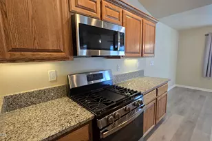 3185 Cliffrose Dr, Silver Springs, NV 89429 - Photo 3