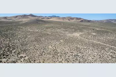 7975 Break-A-Heart Road, Silver Springs, NV 89429 - Photo 9