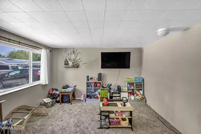 218 Albany Avenue, Carson City, NV 89703 - Photo 11