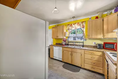 218 Albany Avenue, Carson City, NV 89703 - Photo 15