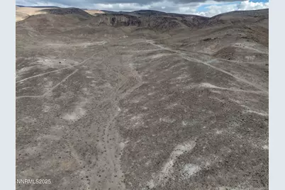 1125 Ruby Avenue, Silver Springs, NV 89429 - Photo 11