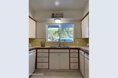 2485 Riviera Street, Reno, NV 89509 - Photo 5