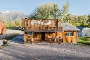 925 Lamoille Rd, Lamoille, NV 89828 - Photo 1