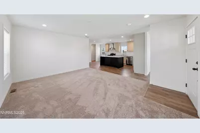 2550 Pueblo Street, Silver Springs, NV 89429 - Photo 11