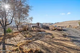 10705 Silver Spur Dr, Reno, NV 89508 - Photo 37