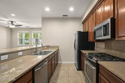 265 Lafayette Lane, Reno, NV 89509 - Photo 13