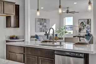 8601 Crandell Dr, Reno, NV 89506 - Photo 31