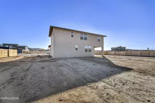 8601 Crandell Dr, Reno, NV 89506 - Photo 17