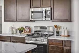 8601 Crandell Dr, Reno, NV 89506 - Photo 39