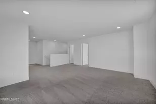 8601 Crandell Dr, Reno, NV 89506 - Photo 15