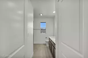 8601 Crandell Dr, Reno, NV 89506 - Photo 69