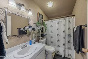 530 E 2nd Ave, Sun Valley, NV 89433 - Photo 21