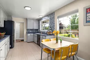 2195 W Plumb Ln, Reno, NV 89509 - Photo 5