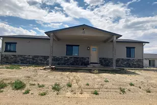 900 Cattle Dr, Fernley, NV 89408 - Photo 1