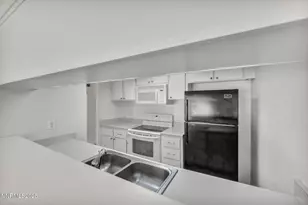 1560 Steven Ct, Sparks, NV 89431 - Photo 9