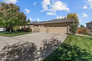 6831 Island Queen Ct, Sparks, NV 89436 - Photo 39