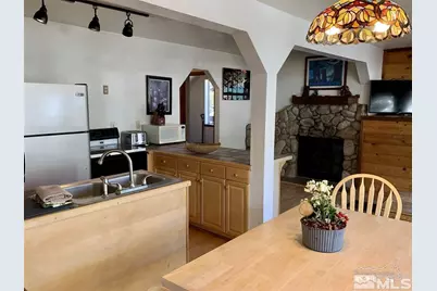 424 Quaking Aspen Lane Lane #B, Stateline, NV 89449 - Photo 7