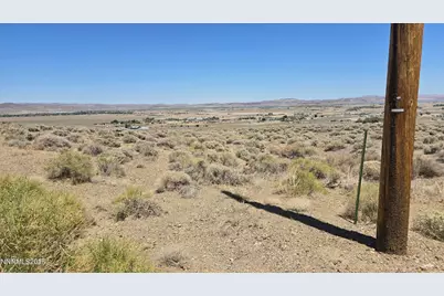 5600 Peek Avenue, Silver Springs, NV 89429 - Photo 3