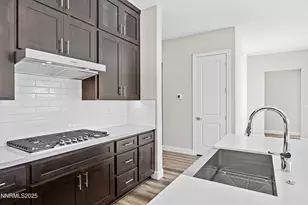 182 Commodore Dr, Reno, NV 89523 - Photo 9