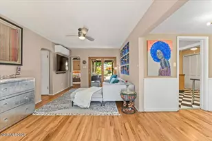 661 Thoma St, Reno, NV 89502 - Photo 3