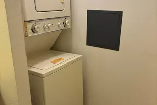 1465 E Peckham Ln, Reno, NV 89502 - Photo 9