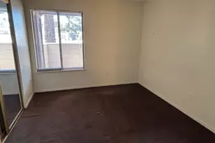 1465 E Peckham Ln, Reno, NV 89502 - Photo 7