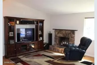 1069 Palmwood Drive, Sparks, NV 89434 - Photo 9