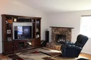 1069 Palmwood Dr, Sparks, NV 89434 - Photo 9