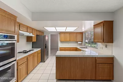 4899 Cool Springs Drive, Reno, NV 89509 - Photo 11
