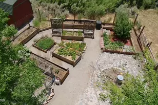 113 Victorine Dr, Kingston, NV 89310 - Photo 31