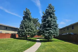 863 Nutmeg Pl, Reno, NV 89502 - Photo 9
