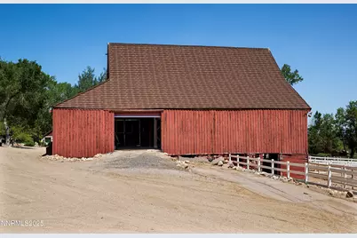 775 Foothill Road, Gardnerville, NV 89460 - Photo 25