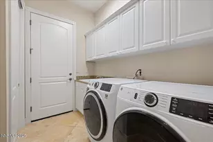 4990 Mountainshyre Rd, Reno, NV 89519 - Photo 45