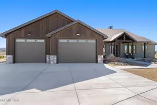 2411 Blaze Ct, Gardnerville, NV 89410 - Photo 3