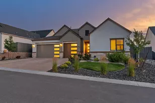 13545 Cobalt Sky St, Reno, NV 89521 - Photo 3