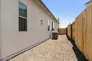 1772 Hogan Peak St, Carson City, NV 89701 - Photo 39