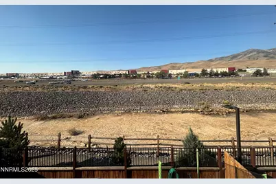 8886 Wolf Moon Drive, Reno, NV 89506 - Photo 17