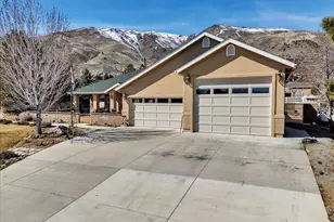 1962 Comstock Dr, Gardnerville, NV 89410 - Photo 3