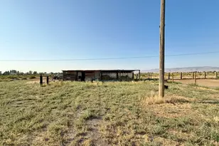 195 Pleasant Hill Dr, Battle Mountain, NV 89820 - Photo 9