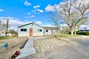 195 Pleasant Hill Dr, Battle Mountain, NV 89820 - Photo 3